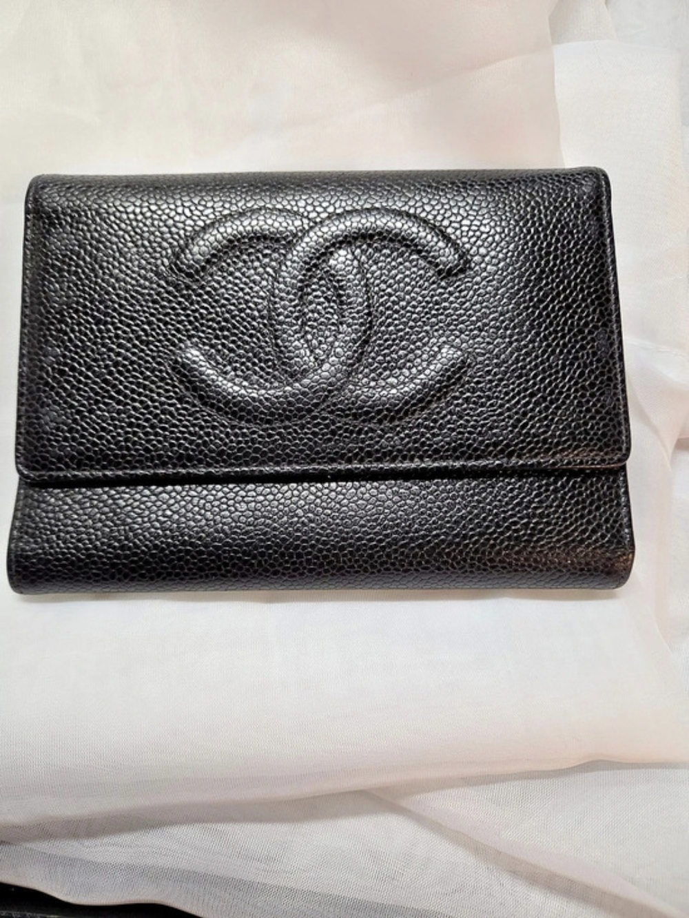 Chanel Caviar CC Heart Zipper Wallet Black